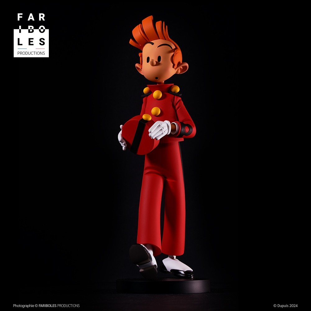 Figurine résine Spirou - Spirou "Il y a un mystère à Champignac"